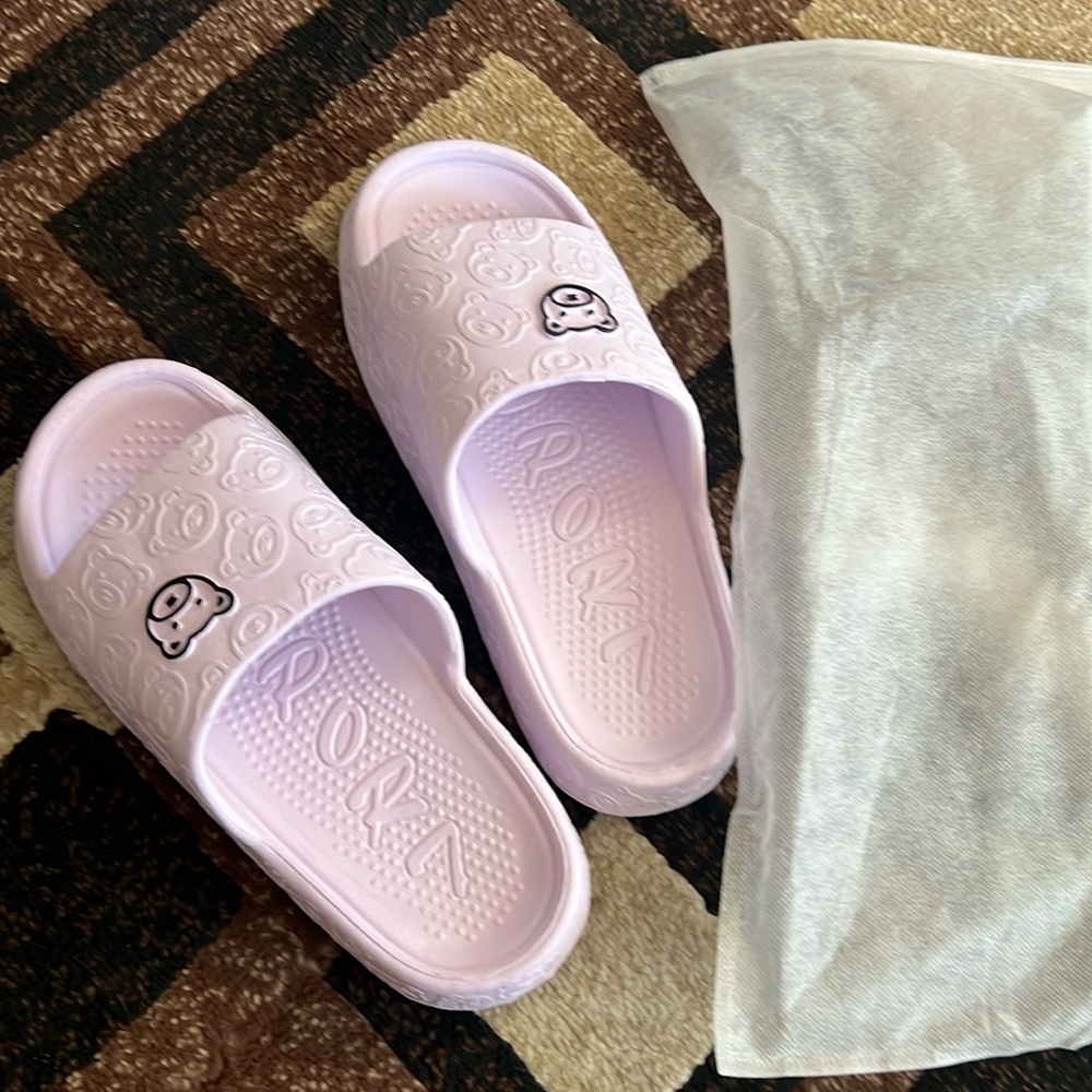 Soft light slippers